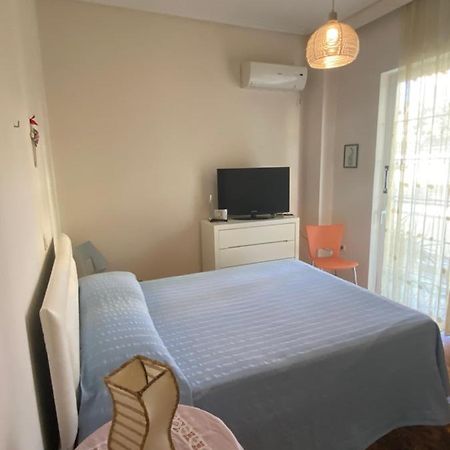 Quiet Home For Two People Athen Eksteriør bilde